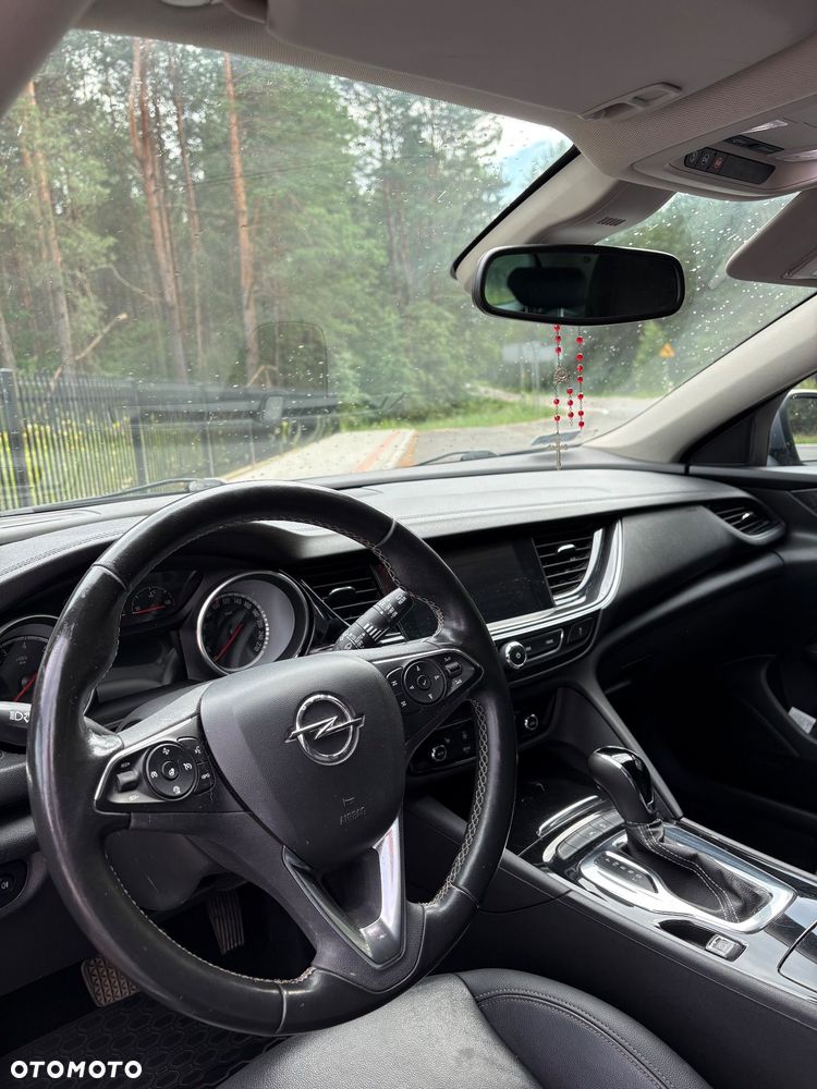 Opel Insignia - 10