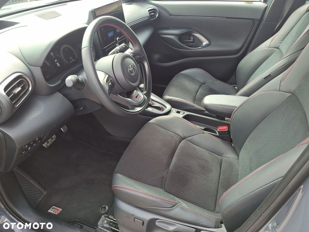 Toyota Yaris Cross Hybrid 1.5 GR Sport - 9