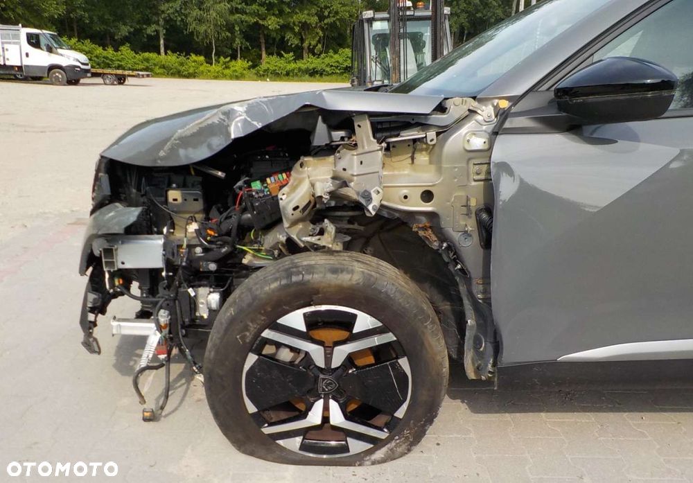 Peugeot 2008 - 14