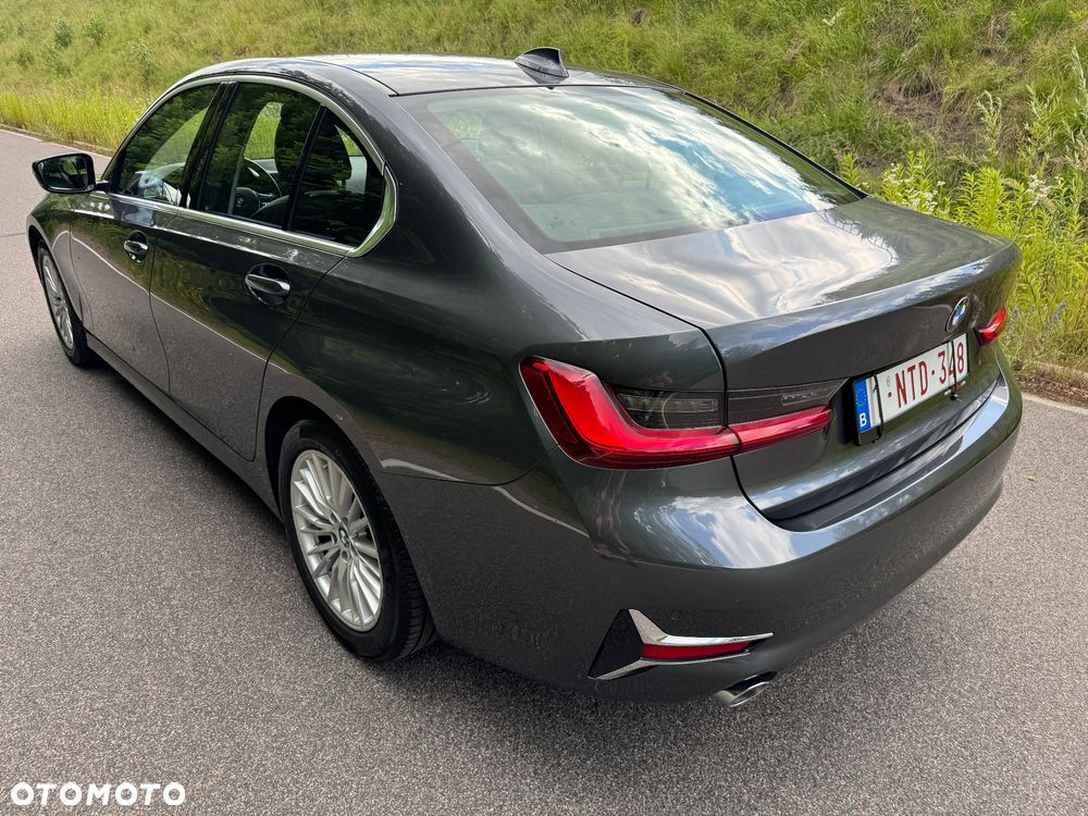 BMW Seria 3 318d Edition Luxury Line Purity - 10