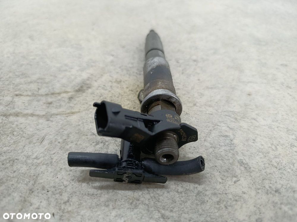 WTRYSKIWACZ RENAULT LAGUNA III 2409398 0445115007  BOSCH 2.0 DCI - 6