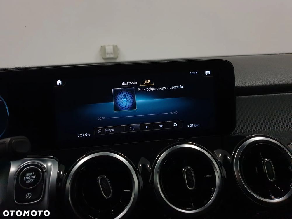 Mercedes-Benz GLB 200 d 4-Matic AMG Line 8G-DCT - 18