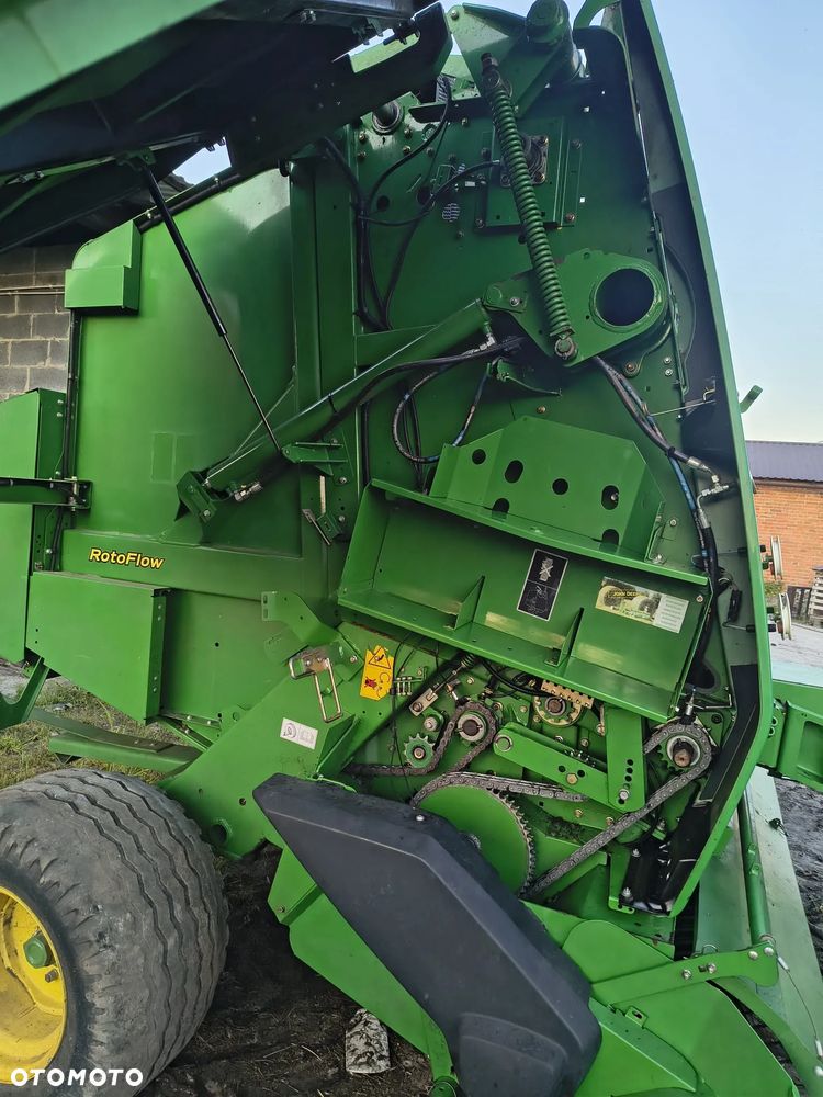 John Deere 854 - 6