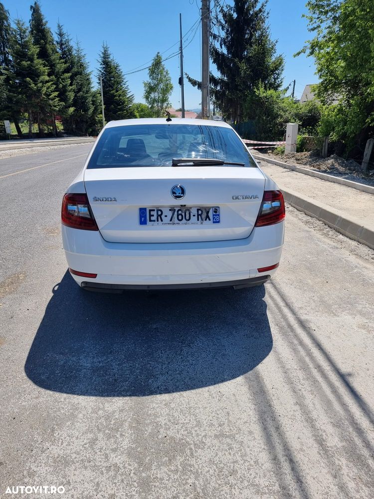 Skoda Octavia 2.0 TDI DSG Drive - 4