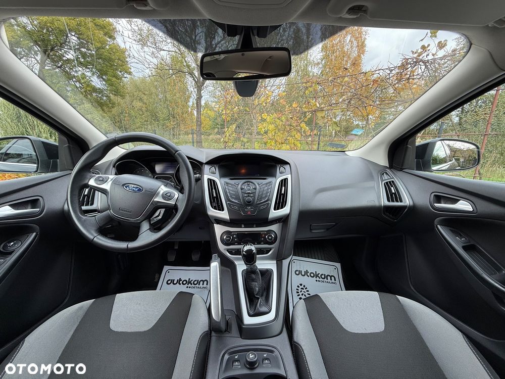 Ford Focus 1.6 Ti-VCT Champions Edition - 8