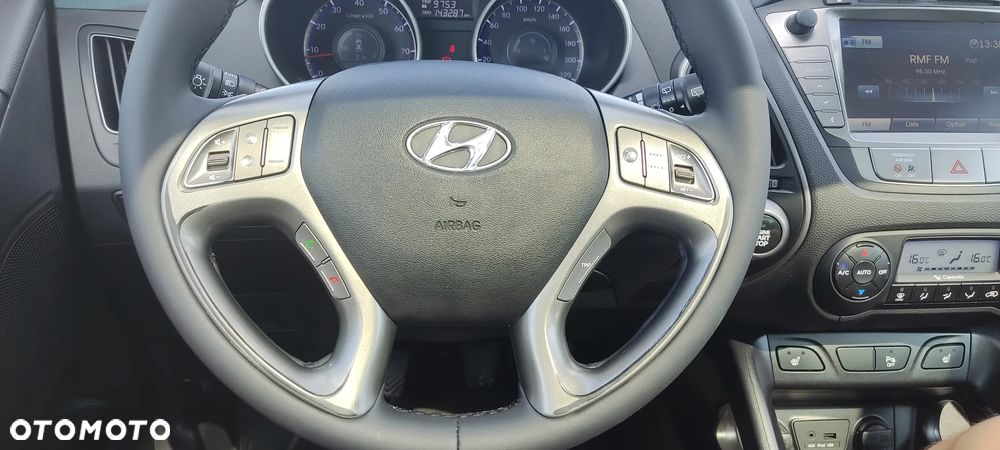 Hyundai ix35 blue 1.6 2WD Finale Gold - 14