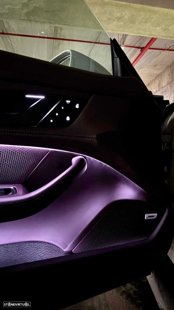 Porsche Taycan Cross Turismo 4 - 40