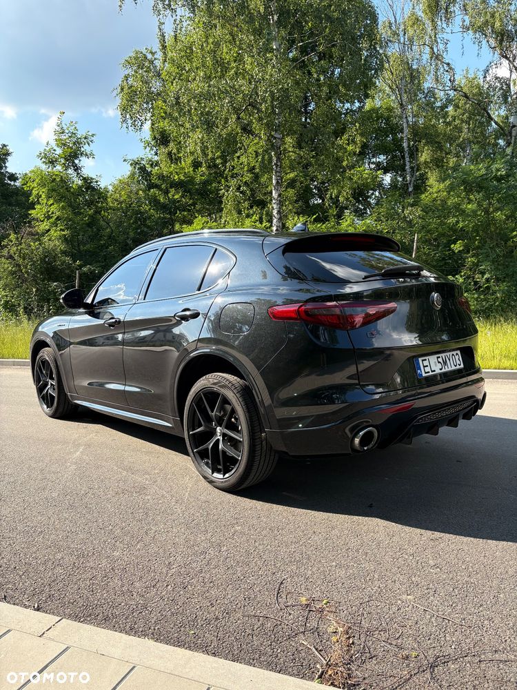 Alfa Romeo Stelvio 2.0 Turbo TI Q4 - 9