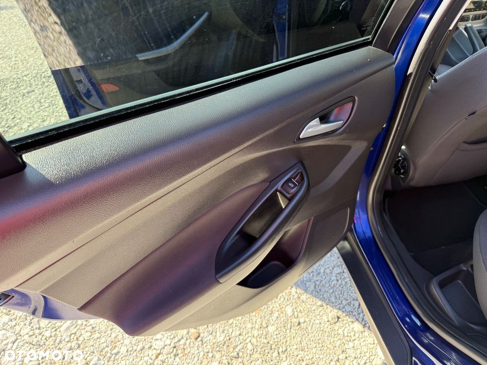 Ford Focus - 16