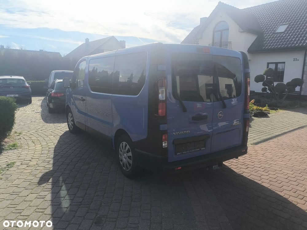 Opel Vivaro - 8