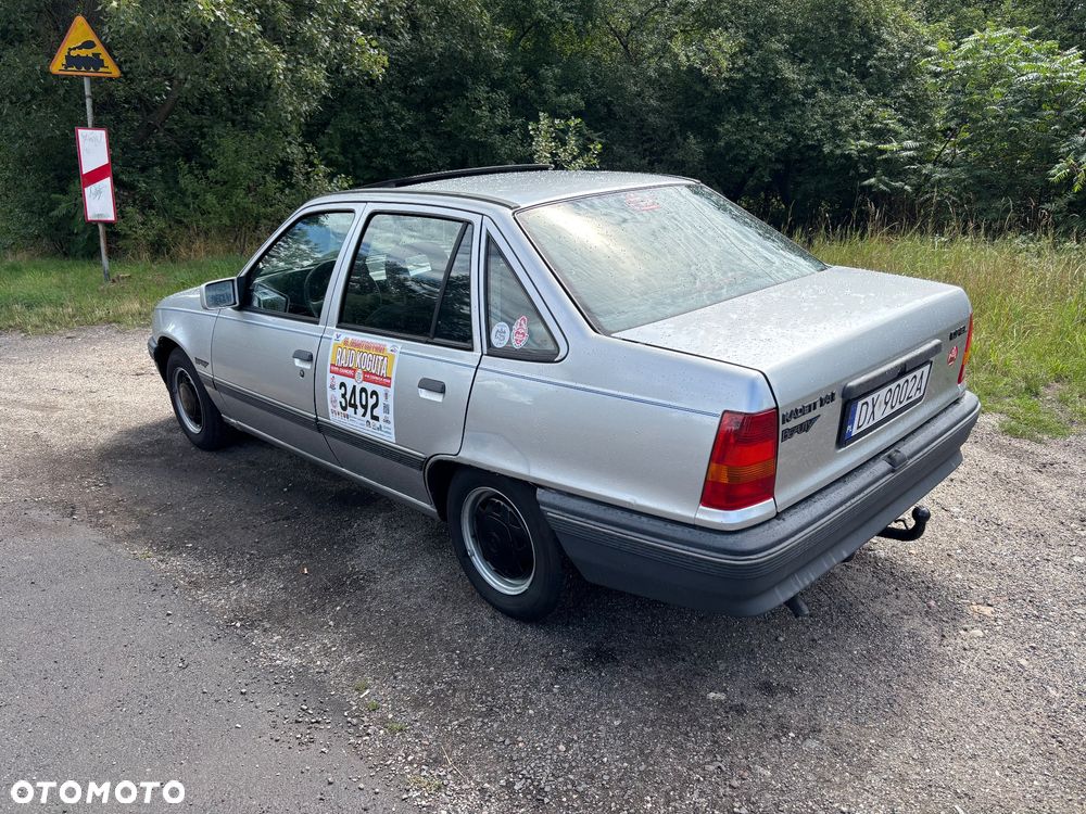 Opel Kadett 1.4 GL - 7