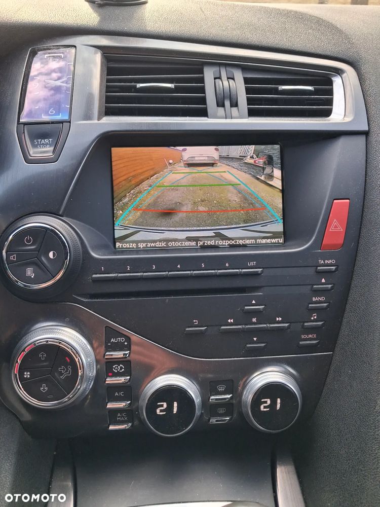 Citroën DS5 HDi 165 SportChic - 11