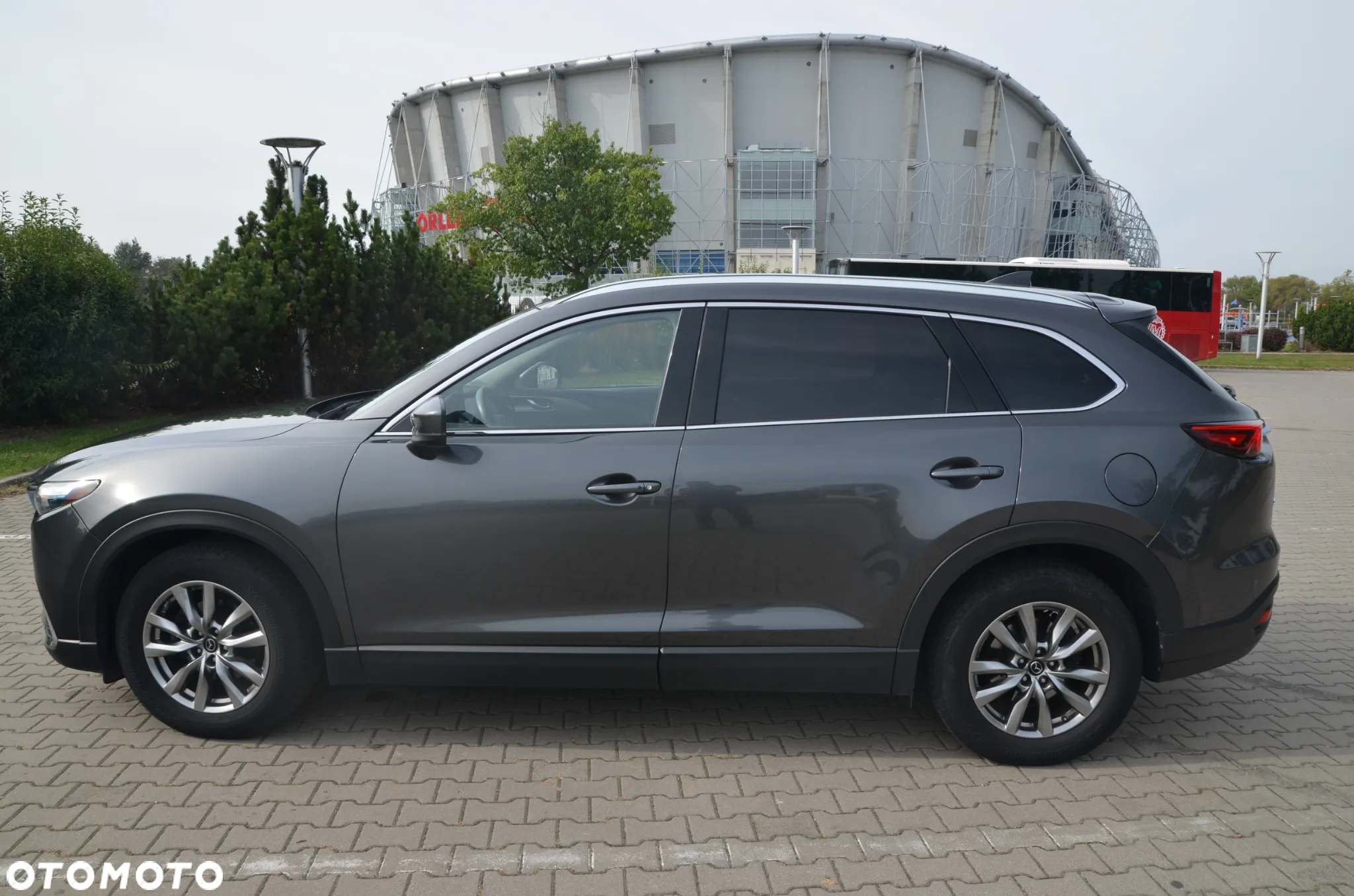 Mazda CX-9 - 12