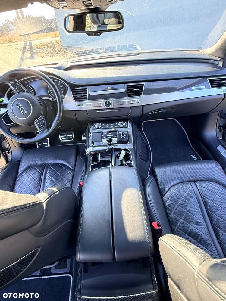 Audi A8 4.2 TDI DPF (clean diesel) quattro tiptronic - 15