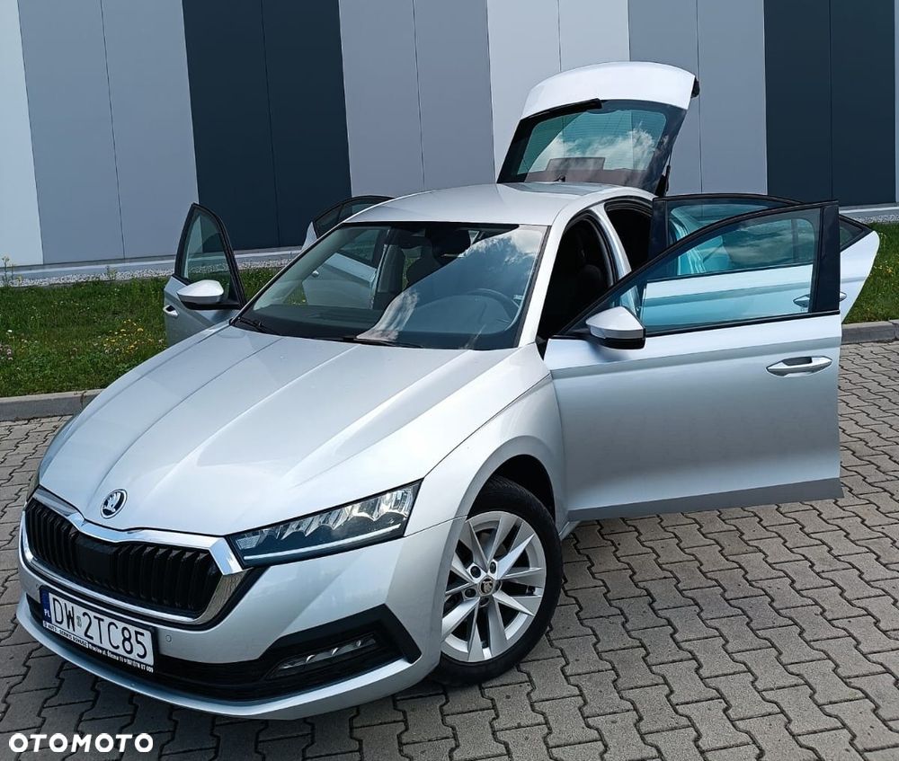 Skoda Octavia 2.0 TDI Ambition - 6