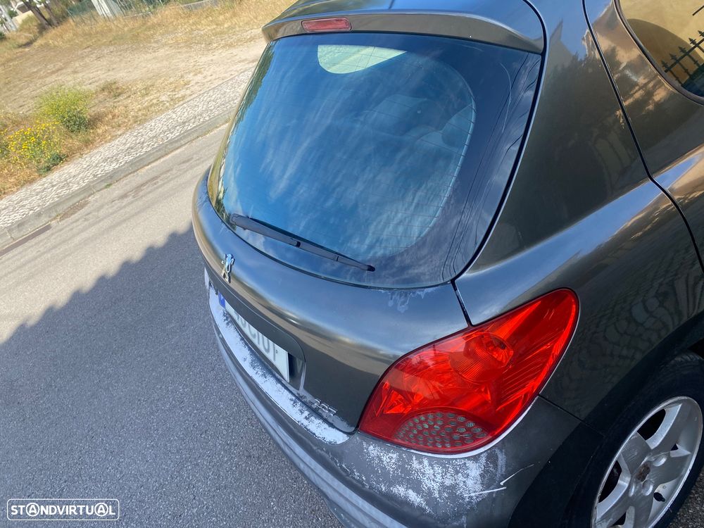 Peugeot 207 1.4 16V Trendy - 6