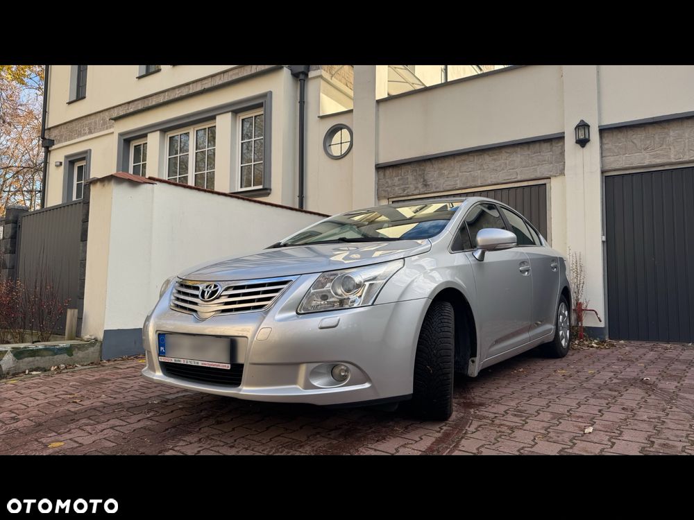 Toyota Avensis 1.8 Luna - 8