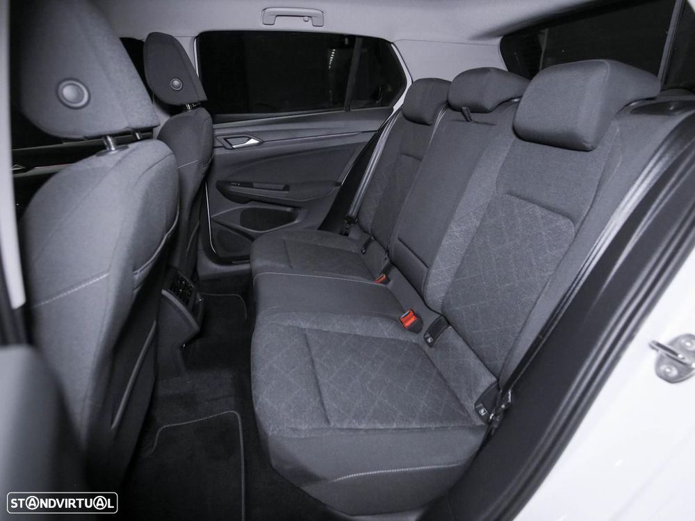 VW Golf 2.0 TDI Style - 10