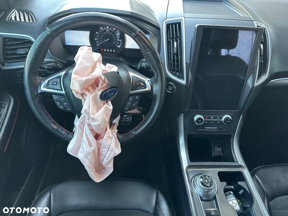 Ford Edge - 27
