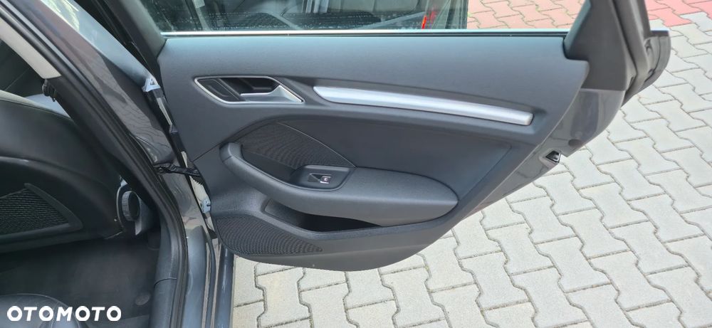 Audi A3 Sportback 2.0 TDI - 19