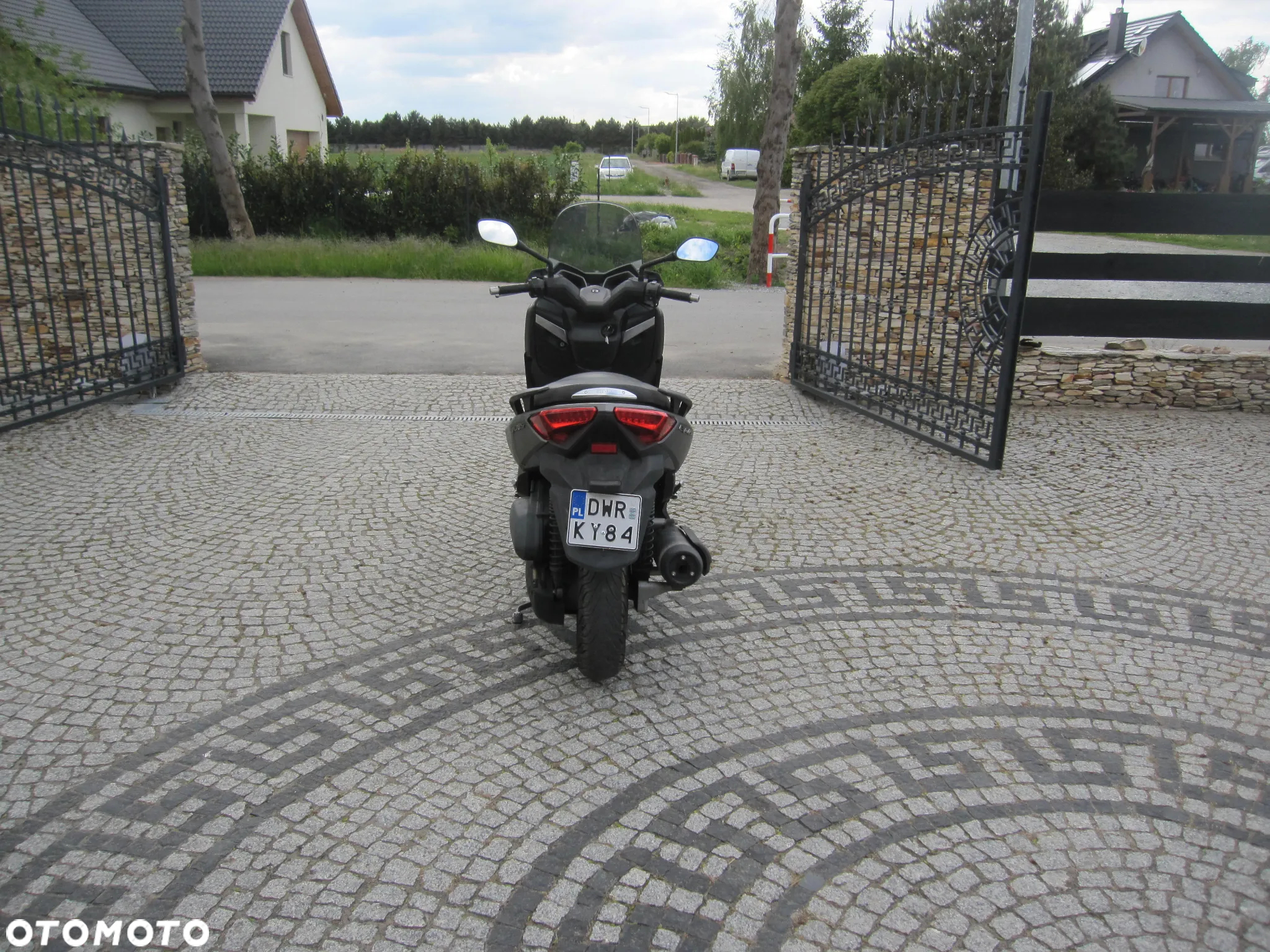 Yamaha X-max - 14
