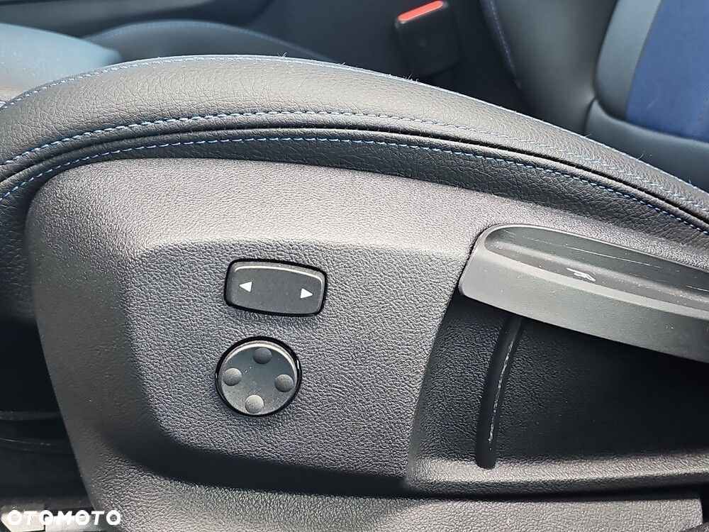 BMW Seria 2 - 22