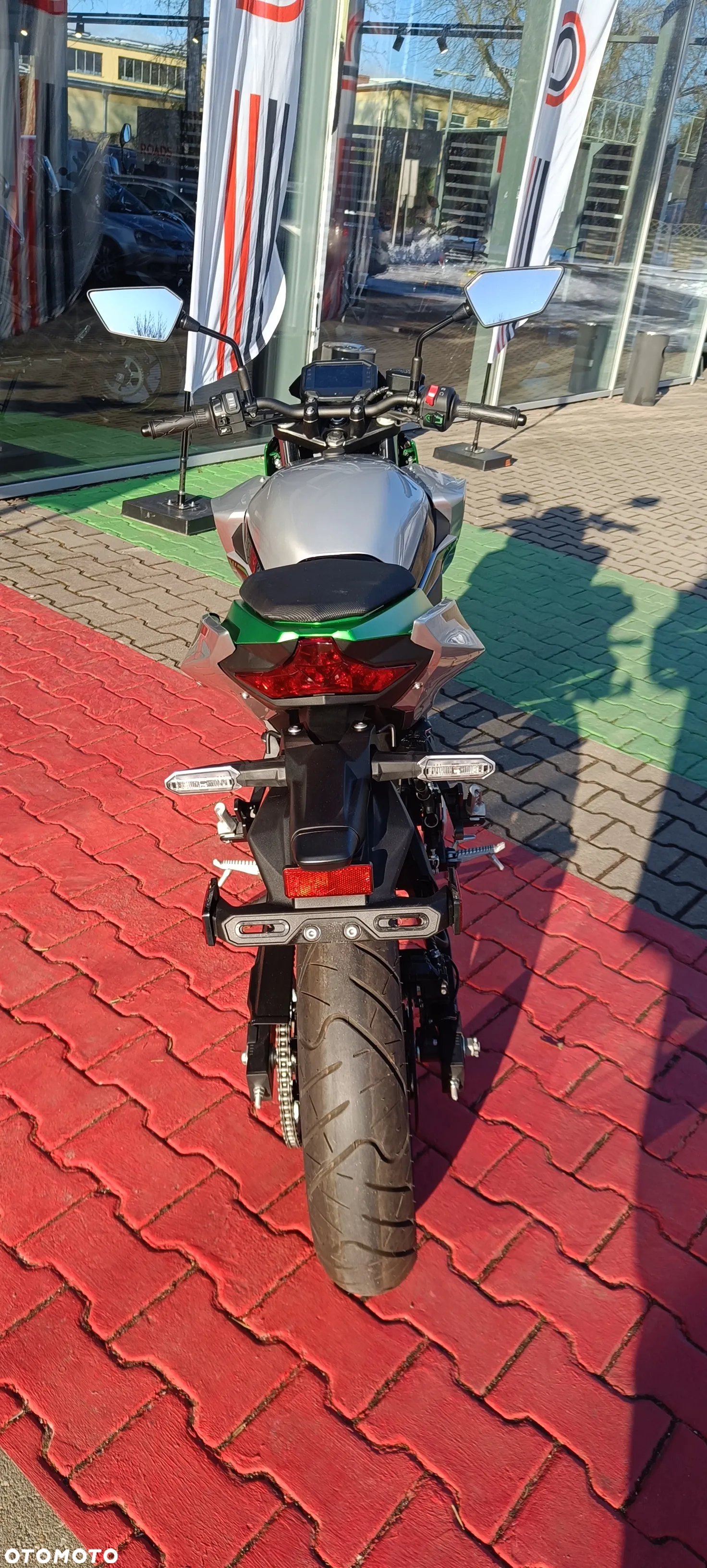 Kawasaki Z - 11