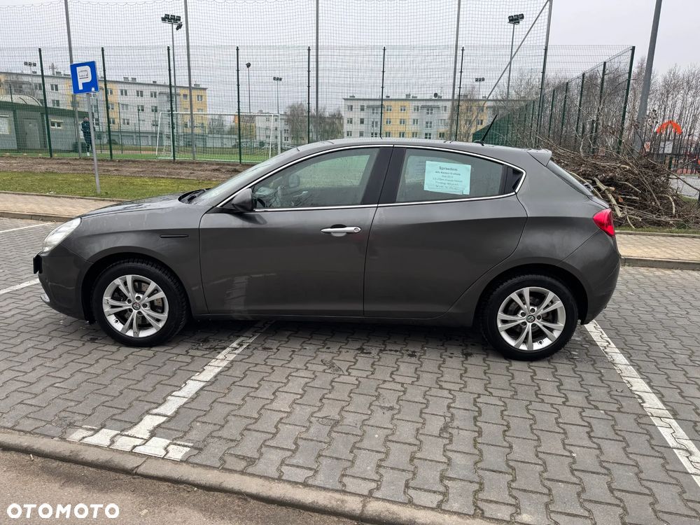 Alfa Romeo Giulietta - 5