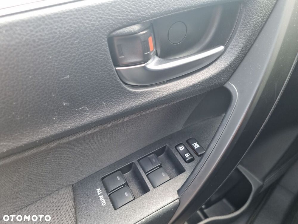 Toyota Corolla - 22