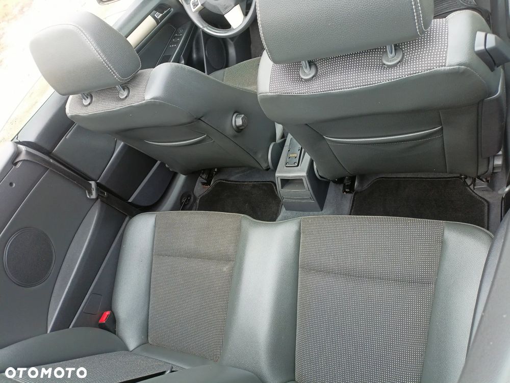 Opel Astra 1.8 Cosmo - 37