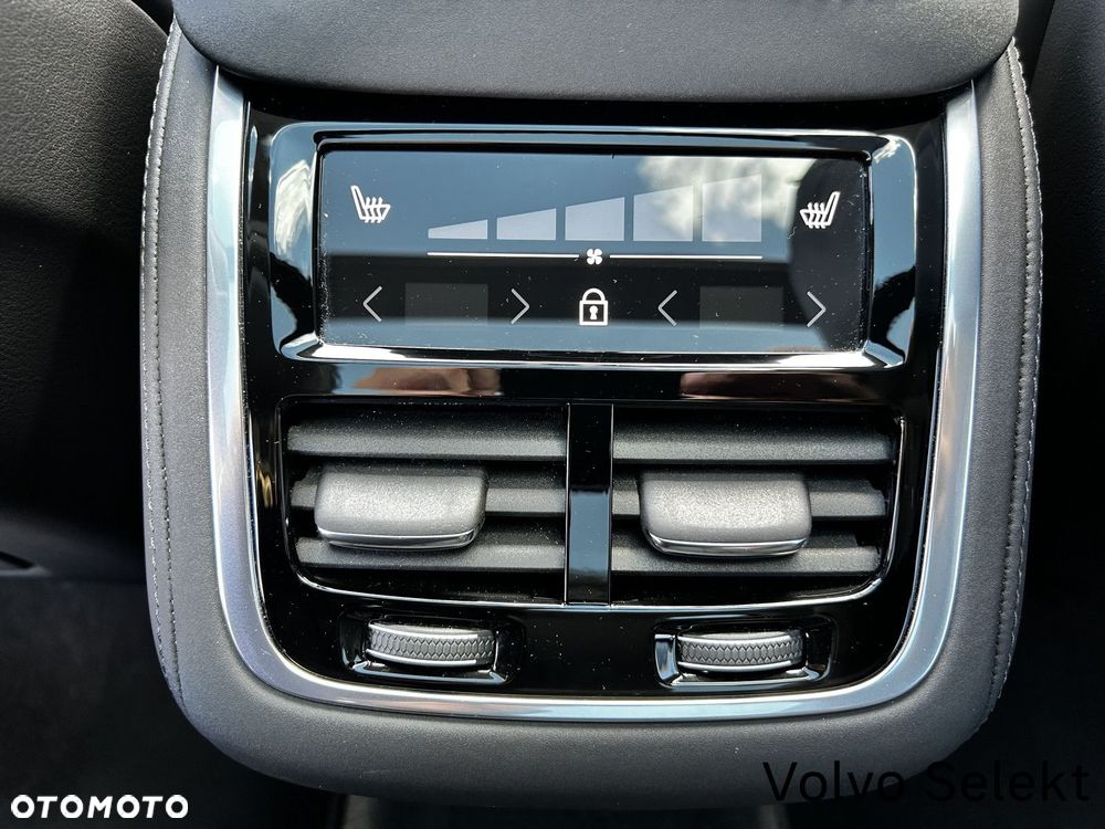 Volvo XC 90 - 38
