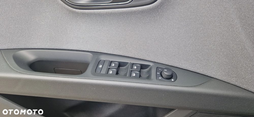 Seat Leon 1.2 TSI Start&Stop CONNECT - 25