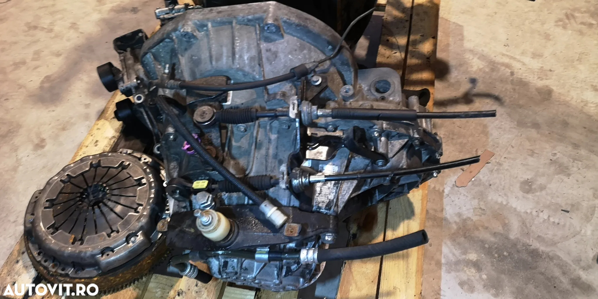 Motor 2.0 dci M9R euro 5 Master Vivaro cutie viteze 6 trepte EGR - 8