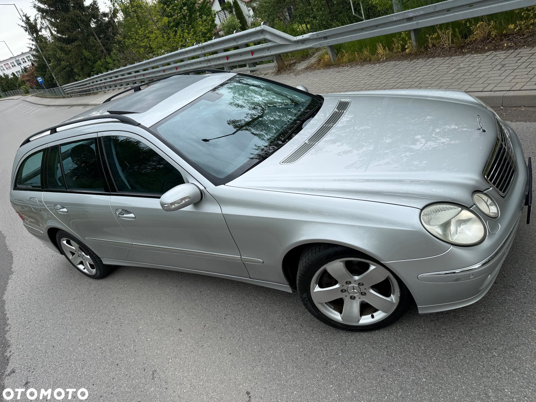 Mercedes-Benz Klasa E 500 T 4Matic Automatik Avantgarde - 1