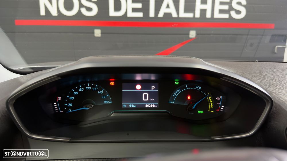 Peugeot e-2008 Active - 21