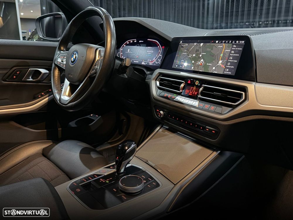 BMW 320 e Line Sport Auto - 32
