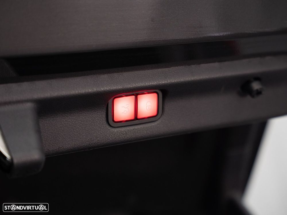 Mercedes-Benz EQE 350+ - 13