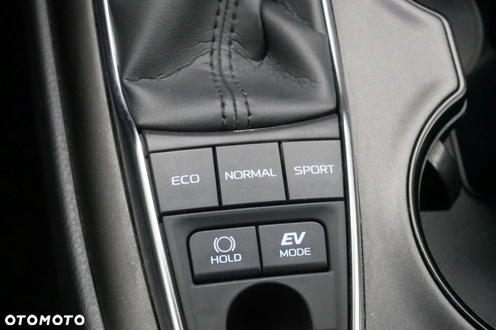 Toyota Camry 2.5 Hybrid Comfort CVT - 20