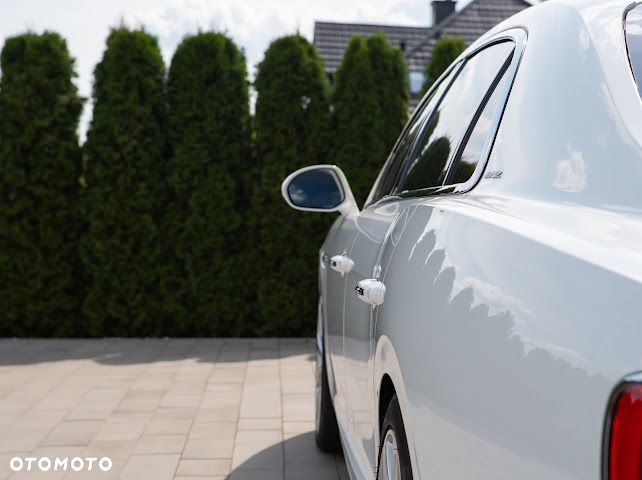 Bentley Flying Spur - 17