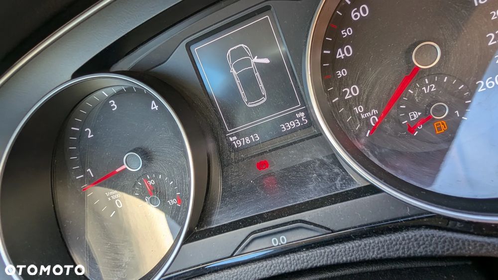 Volkswagen Passat 2.0 TDI BMT Comfortline - 11