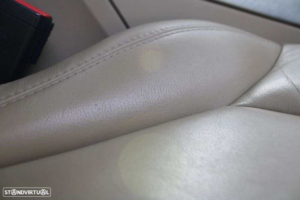 Land Rover Range Rover Evoque SD4 Prestige - 23