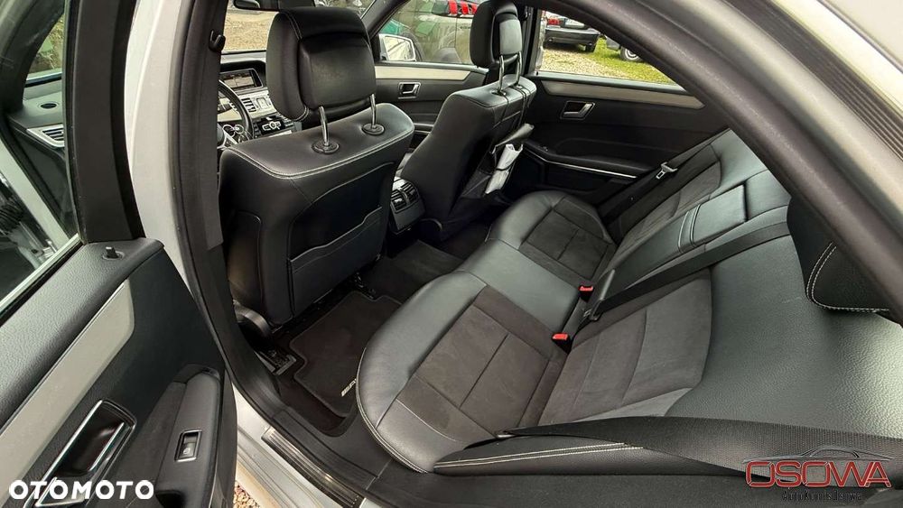 Mercedes-Benz Klasa E 250 BlueTEC 4-Matic Avantgarde - 23