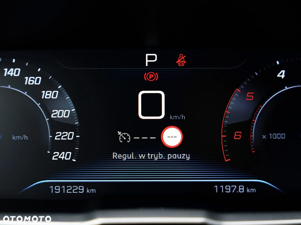 Peugeot 3008 1.6 BlueHDi Active S&S EAT6 - 25