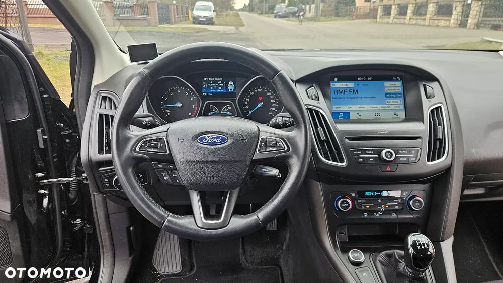 Ford Focus 1.0 EcoBoost Titanium - 9
