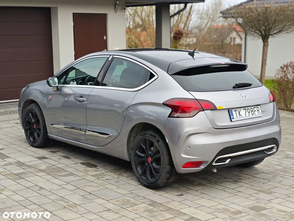 Używany DS Automobiles DS 4 2018 - 39 900 PLN, 66 100 km - Otomoto.pl
