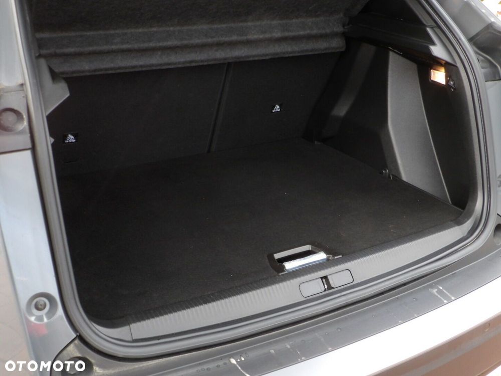 Peugeot 2008 1.2 PureTech Allure S&S EAT8 - 20