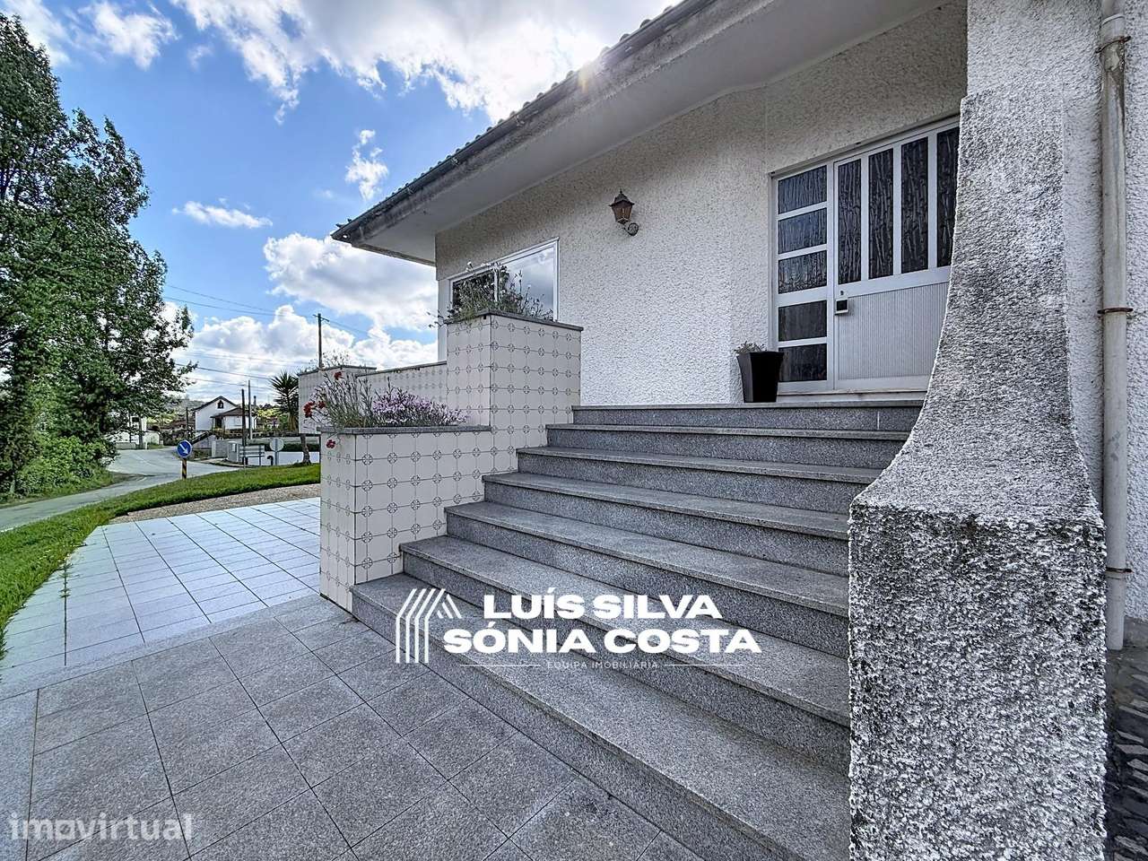 Moradia T3 Independente c/ Jardim & Excelente Espaço Exterior –... - Grande imagem: 3/47