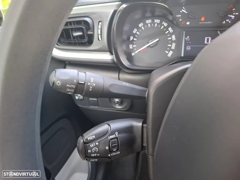 Citroën C3 1.2 PureTech Feel - 21