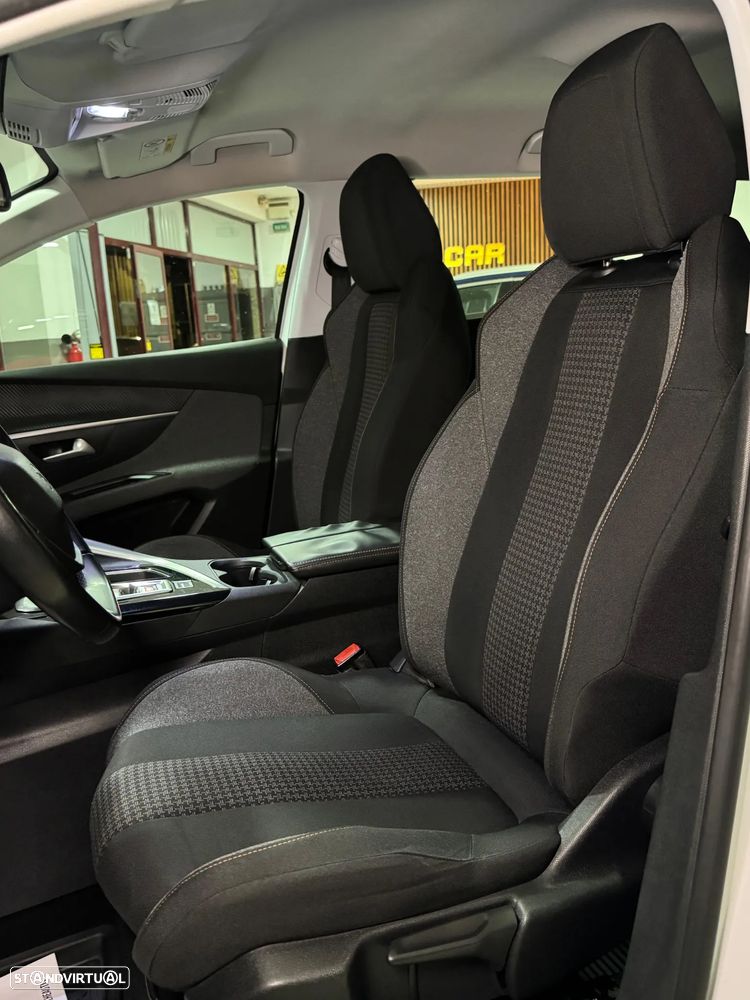 Peugeot 5008 PureTech 130 EAT6 Active - 10