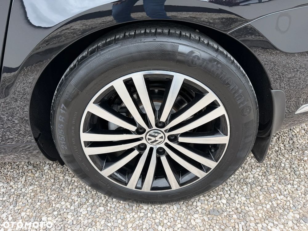Volkswagen Passat 2.0 TDI Highline DSG - 25